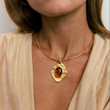 COLLAR ESSENTIA AMBAR